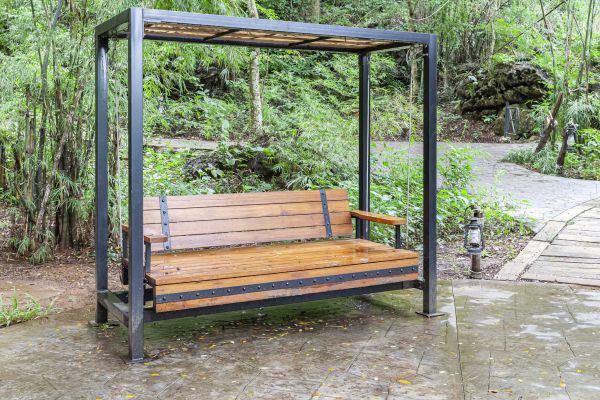 Cost of Arbor Swing Installation in Redmond